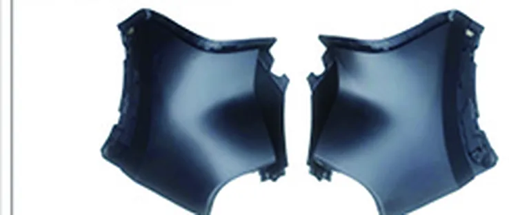 REAR BUMPER CORNER COVER